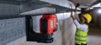 PM 20-CG Plumb and cross line laser Green beam combi-laser with 2 queues and 4 points for plumbing, leveling, aligning and squaring Applications 3