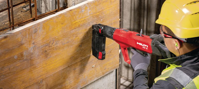 X-U MX steel/masonry nails (collated) High-performance collated nails for fastening to concrete and steel using powder-actuated tools Applications 1