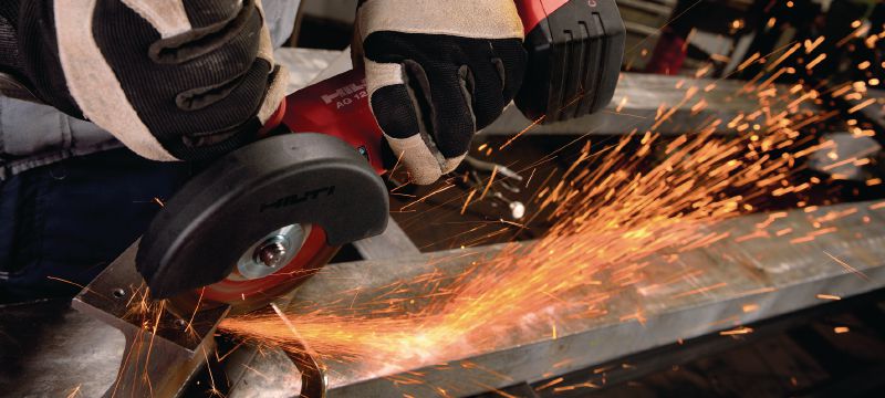AG 125-A22 Cordless angle grinder 22V cordless angle grinder (brushless) for everyday cutting and grinding with discs up to 125 mm Applications 1