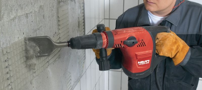TE-YX SC Scaling chisels Self-sharpening SDS Max (TE-Y) scaling chisels for scraping away weld spatter, formwork seepage and other residues Applications 1